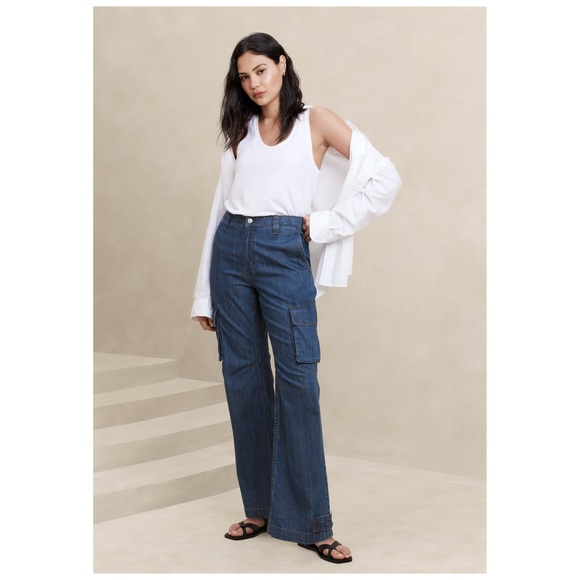 Banana Republic Denim - Banana Republic High Waist Barrel Cargo Jeans 28 Blue‎